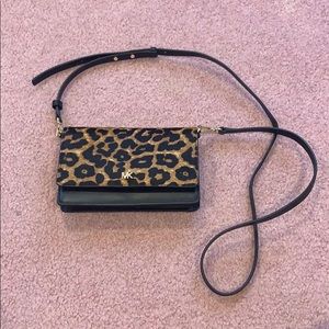 NWT Michael Kors Mott Phone Crossbody
